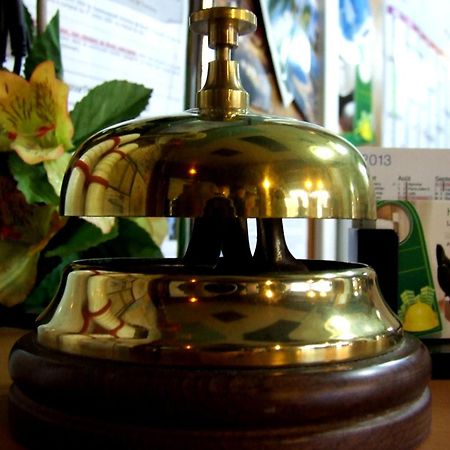 Agena Hotel Brest Bagian luar foto